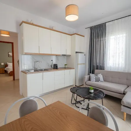 Apartament Philoxenia *
