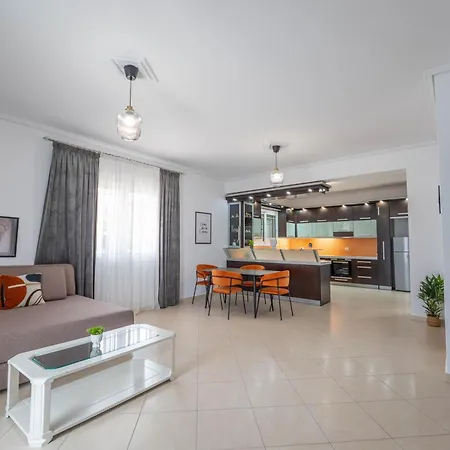 Apartament Philoxenia *