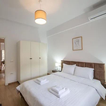 Philoxenia Apartament *